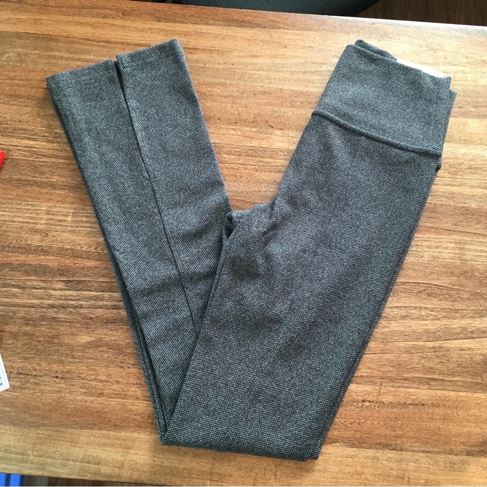 NWT Offline by Aerie Mini Flare High Rise Jaquard Twill Leggings SMALL